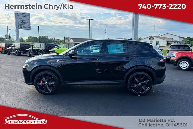 New 2025 Dodge Hornet GT w/ Track Pack image 4