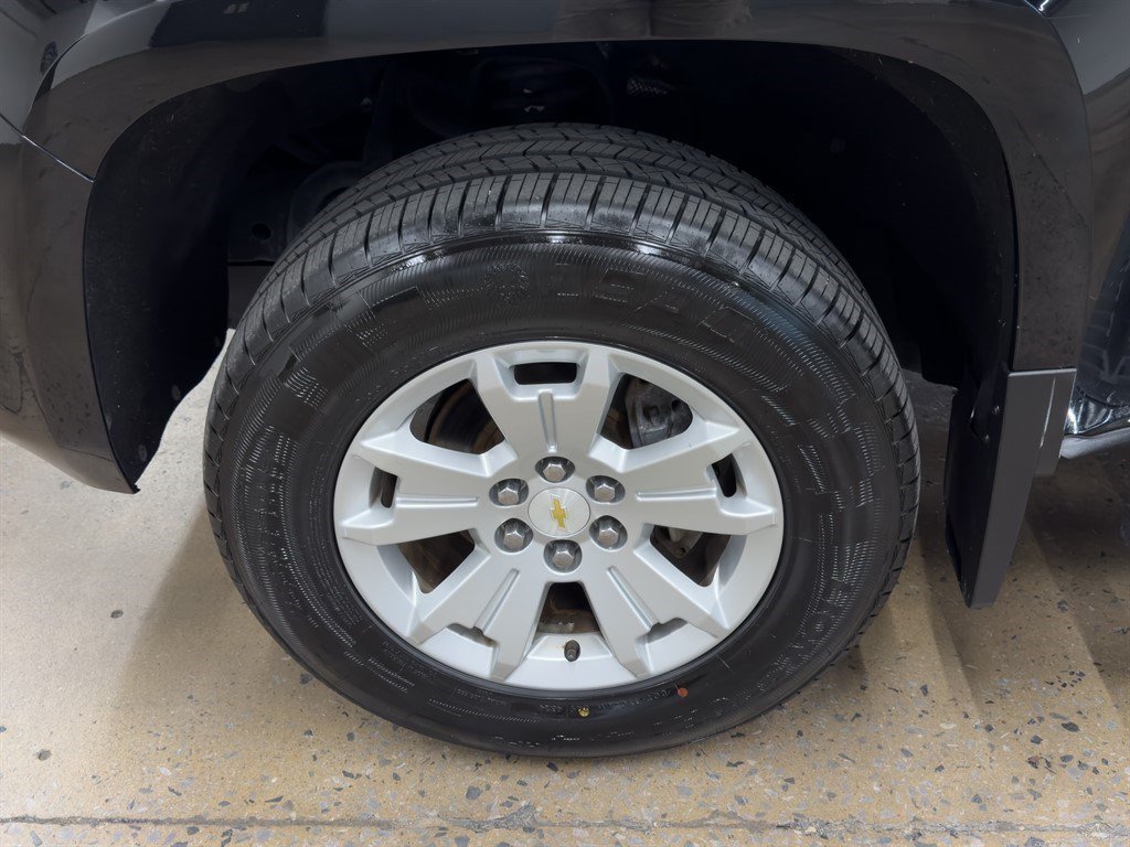 Used 2015 Chevrolet Colorado LT w/ Luxury Package AWD/4WD image 7