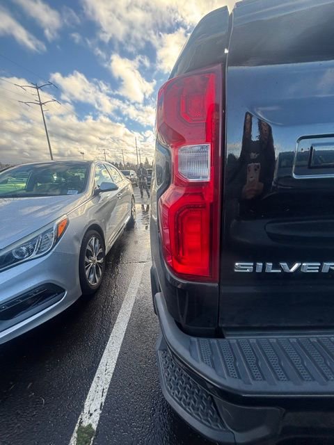 Used 2019 Chevrolet Silverado 1500 LT Trail Boss image 5