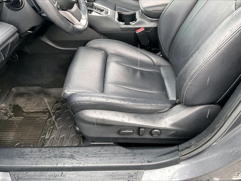 Used 2022 Subaru Outback Limited AWD/4WD image 32