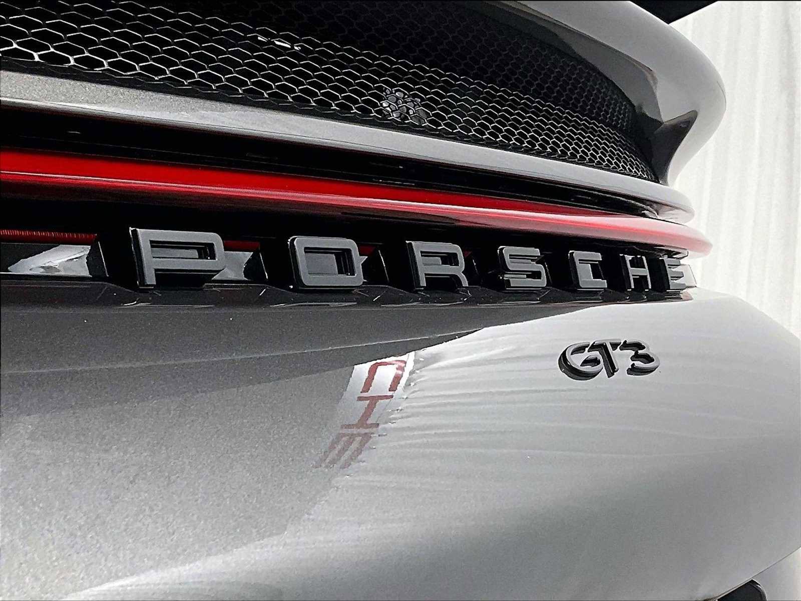 Used 2022 Porsche 911 GT3 image 33
