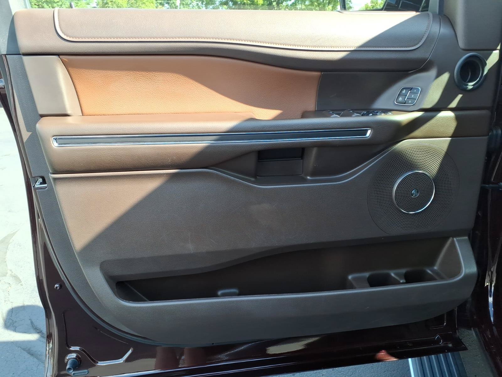 Used 2024 Ford Expedition King Ranch AWD/4WD image 10