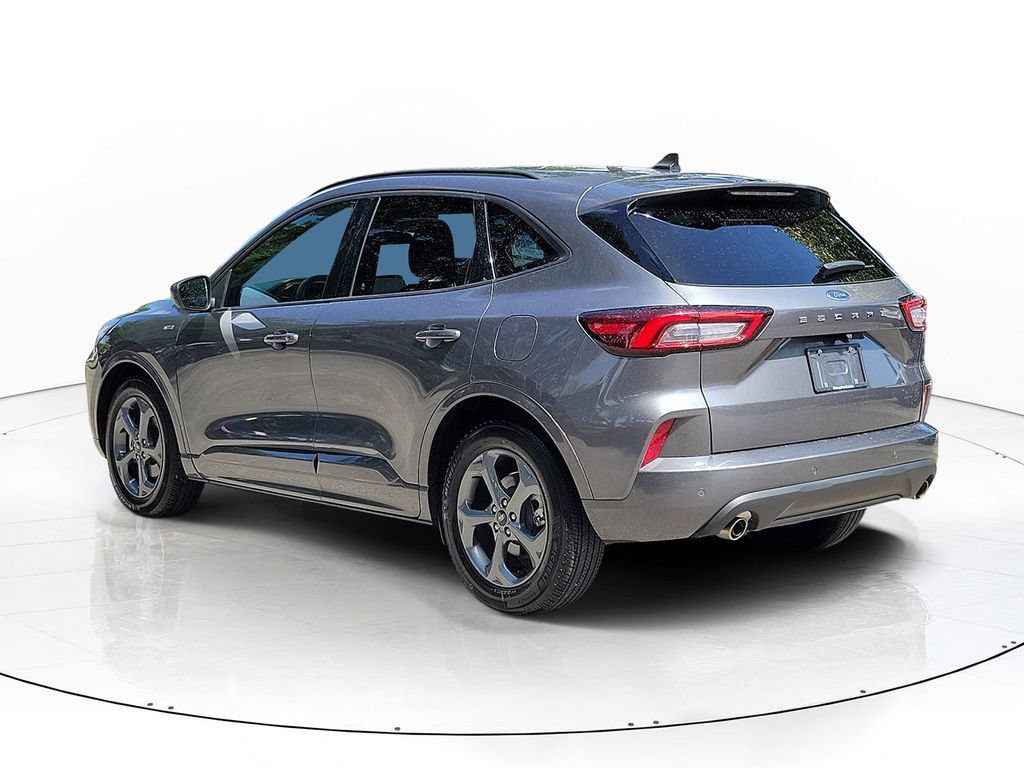 Certified 2023 Ford Escape ST-Line w/ Tech Pack #1 FWD image 4