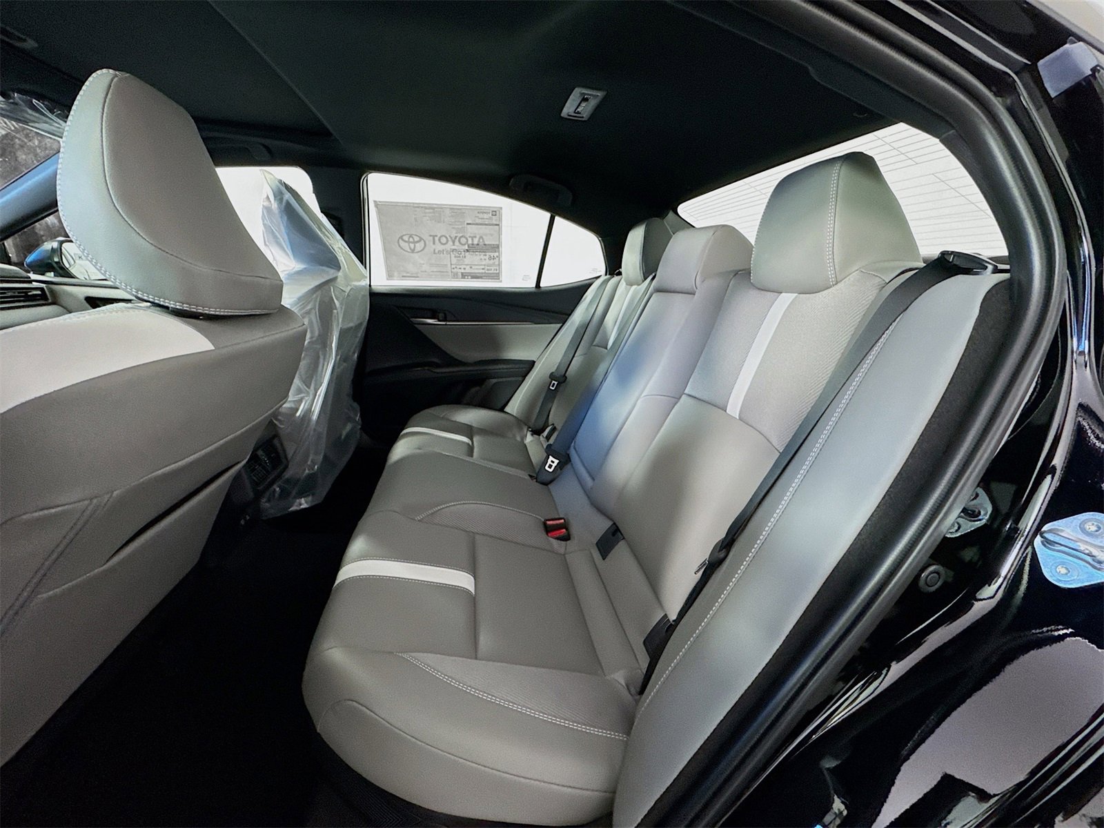 New 2026 Toyota Camry SE image 11