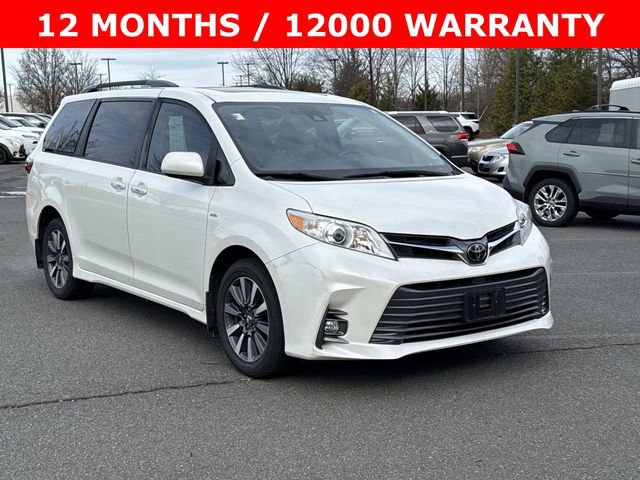 Used 2018 Toyota Sienna XLE w/ XLE Navigation Package image 1
