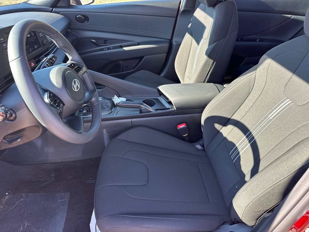 New 2026 Hyundai Elantra Sport FWD image 10