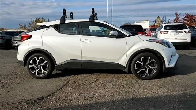 Used 2018 Toyota C-HR XLE image 9