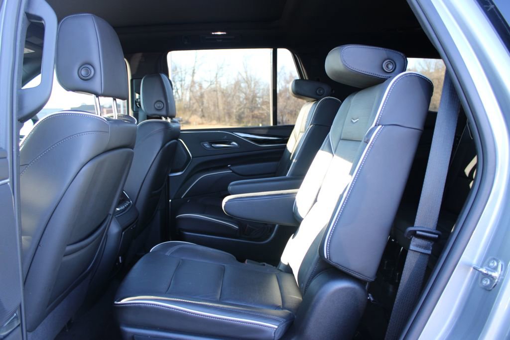 Used 2024 Cadillac Escalade Sport AWD/4WD image 26