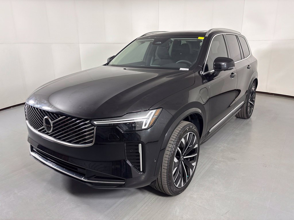 New 2027 Volvo XC90 T8 Plus AWD/4WD image 4