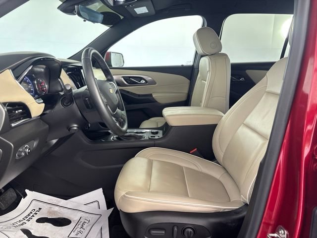 Used 2023 Chevrolet Traverse Premier w/ LPO, Floor Liner Package AWD/4WD image 19