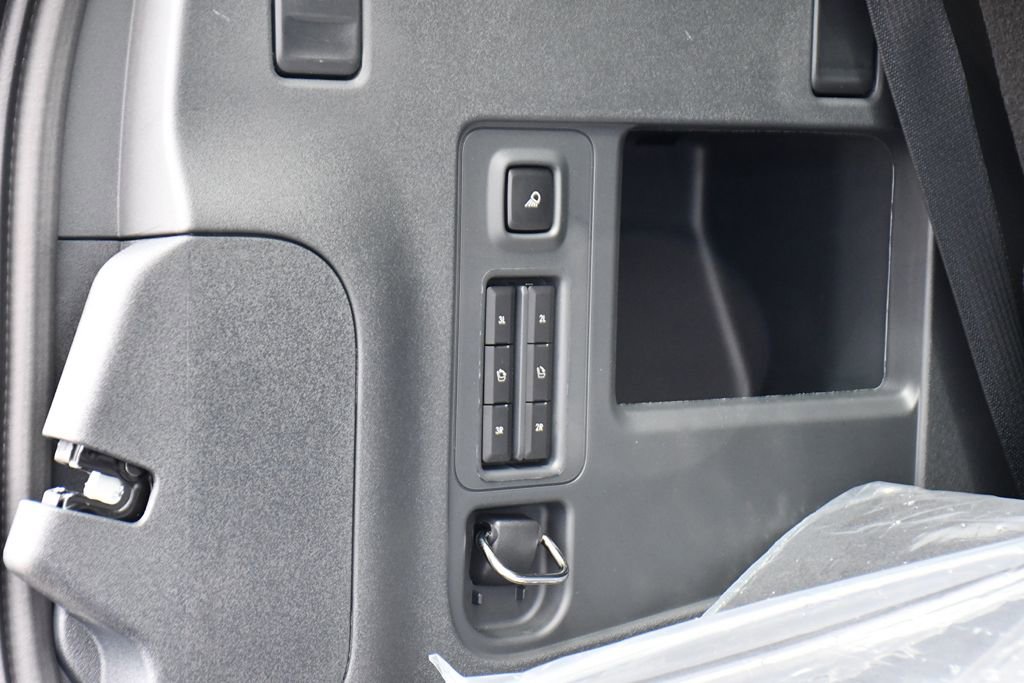 New 2026 Lincoln Navigator Premiere AWD/4WD image 21