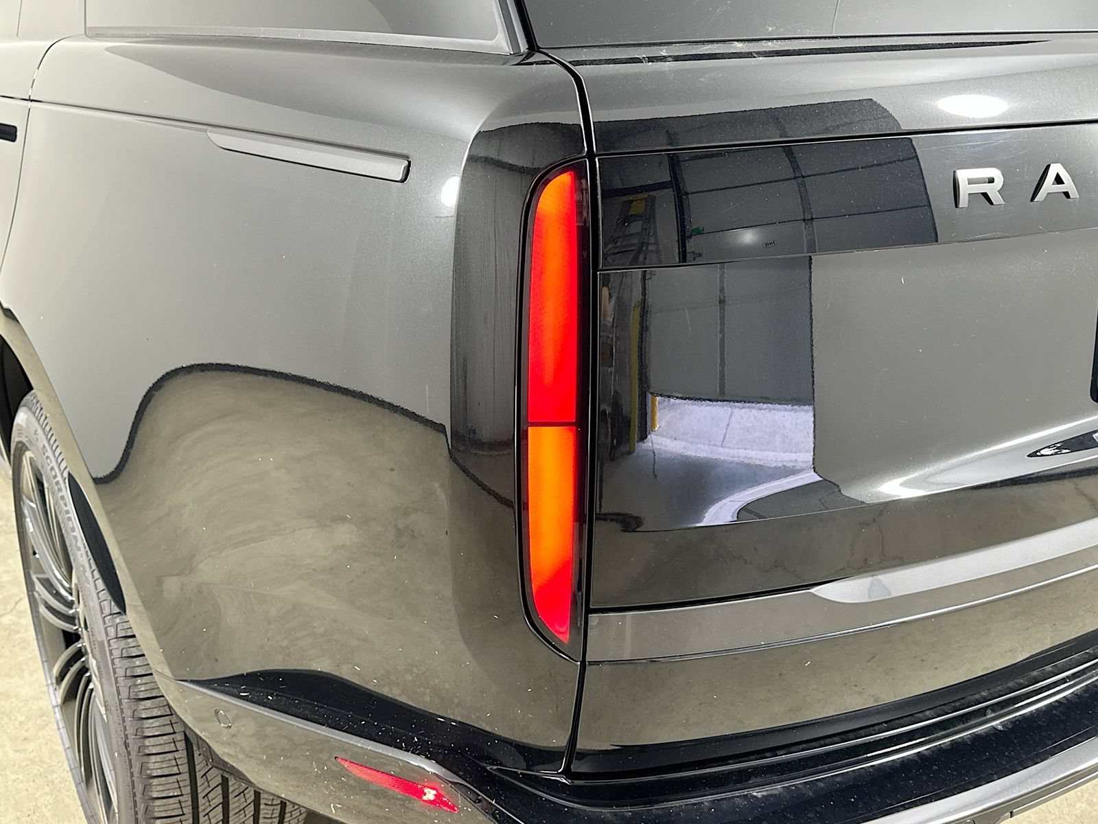 New 2026 Land Rover Range Rover SE AWD/4WD image 12