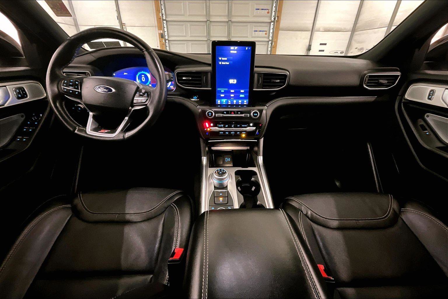 Used 2020 Ford Explorer ST w/ Premium Technology Package image 14