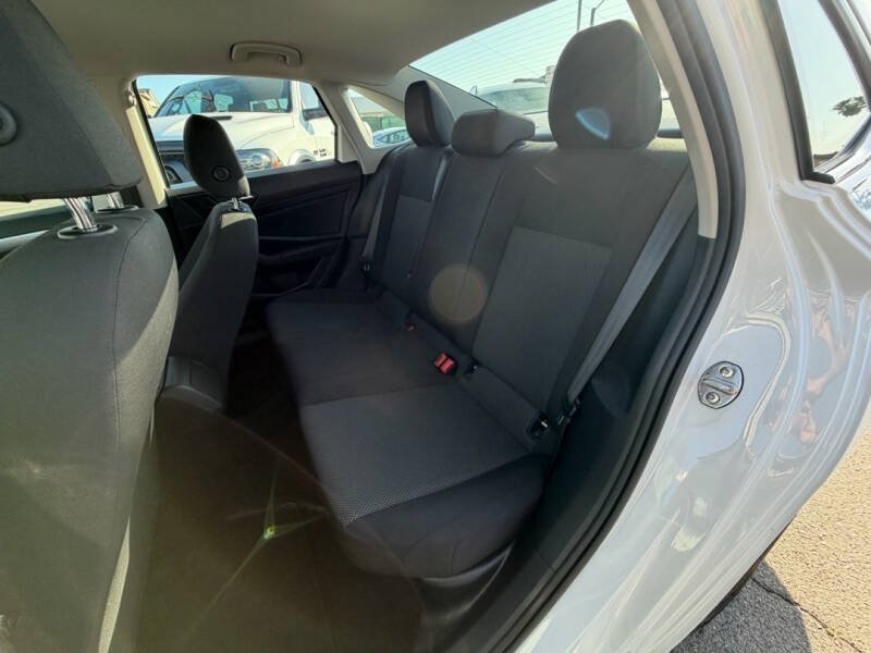 Used 2019 Volkswagen Jetta S w/ Driver Assistance Package FWD image 12
