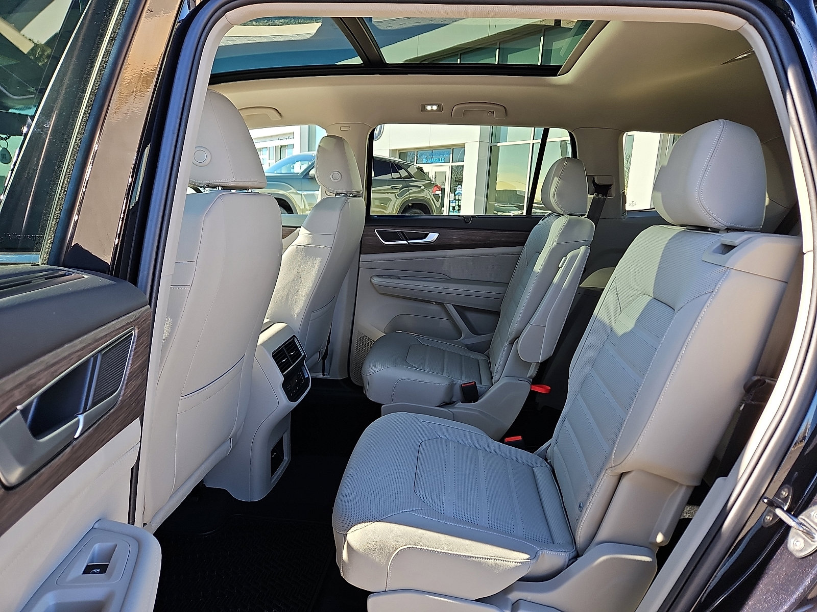 New 2026 Volkswagen Atlas SEL image 11