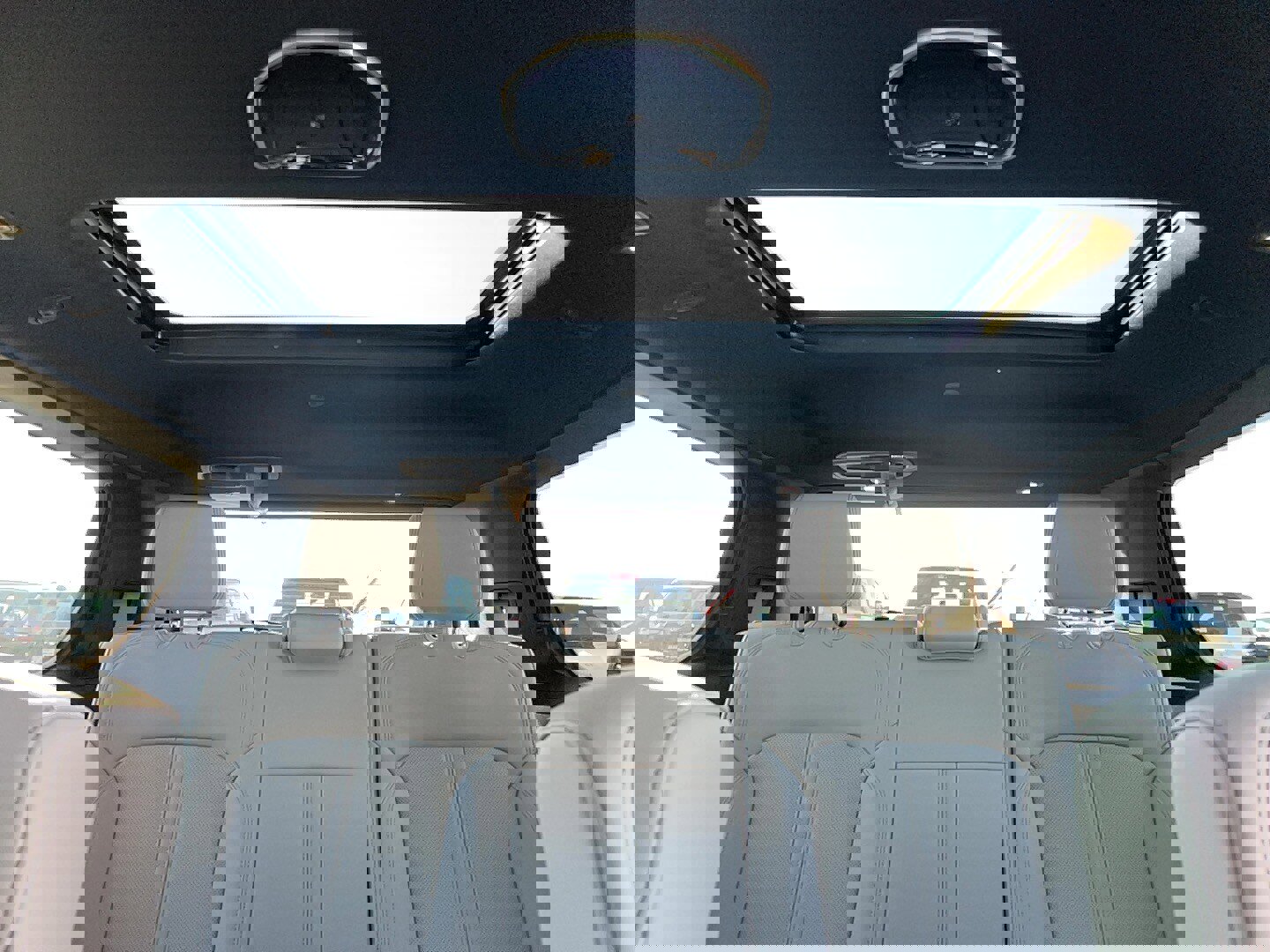 New 2026 Jeep Grand Wagoneer Summit w/ Rear Seat Video Group I image 32