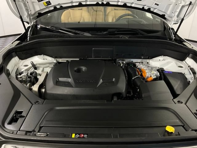 Used 2024 Volvo XC90 T8 Ultimate w/ Protection Package Premier AWD/4WD image 43