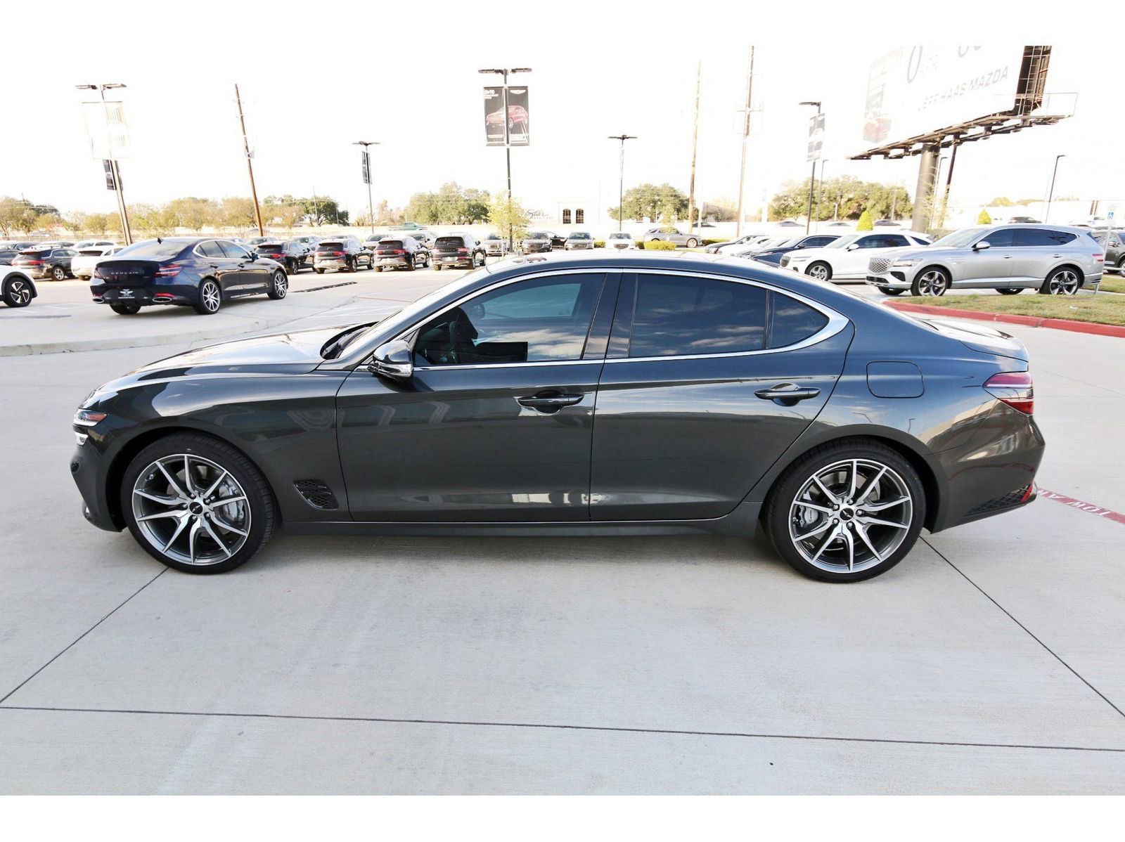 Used 2026 Genesis G70 2.5T Prestige image 5