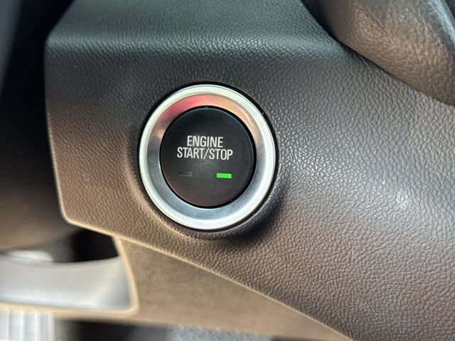 Used 2024 GMC Terrain Denali w/ Denali Premium Package AWD/4WD image 17