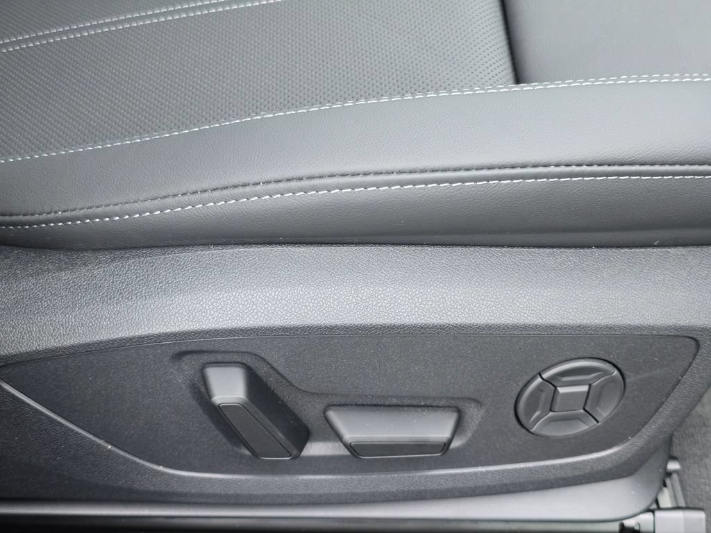 New 2027 Audi A6 e-tron Prestige AWD/4WD image 16