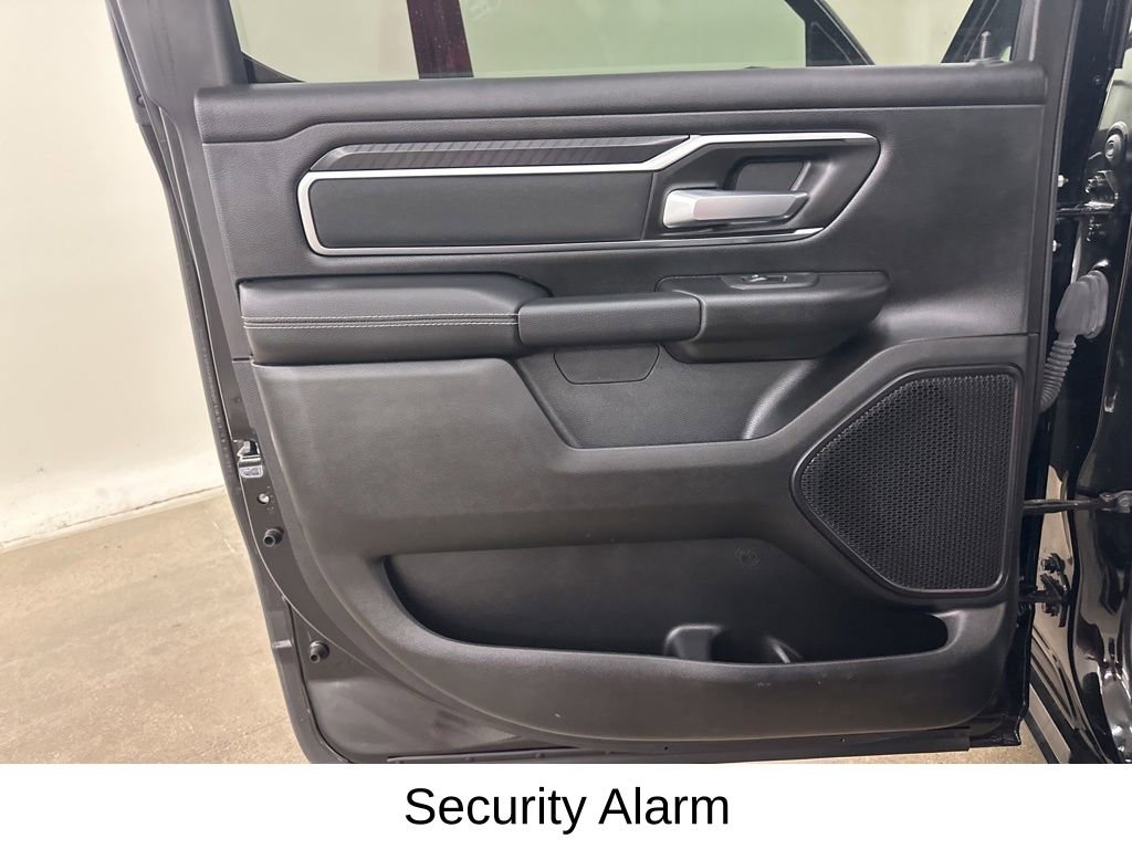 Used 2025 RAM 1500 Big Horn AWD/4WD image 28