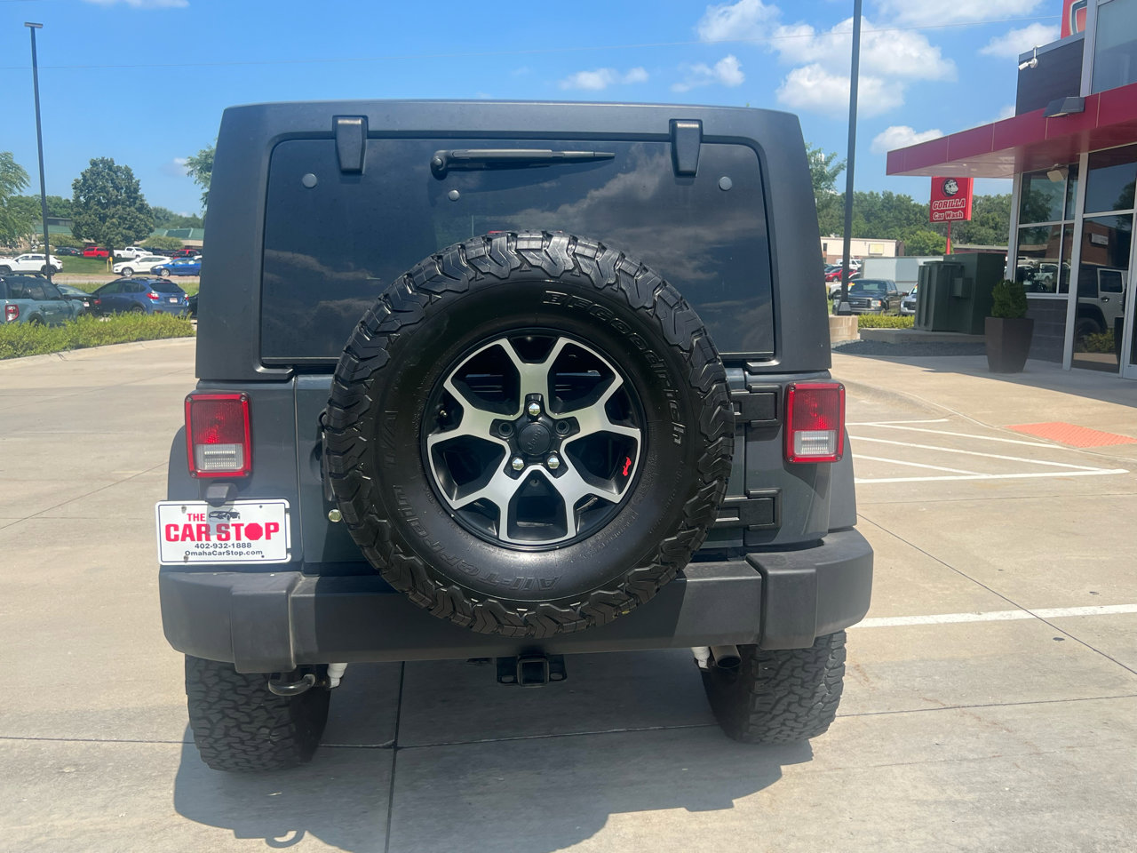 Used 2017 Jeep Wrangler Unlimited Rubicon w/ Connectivity Group image 7