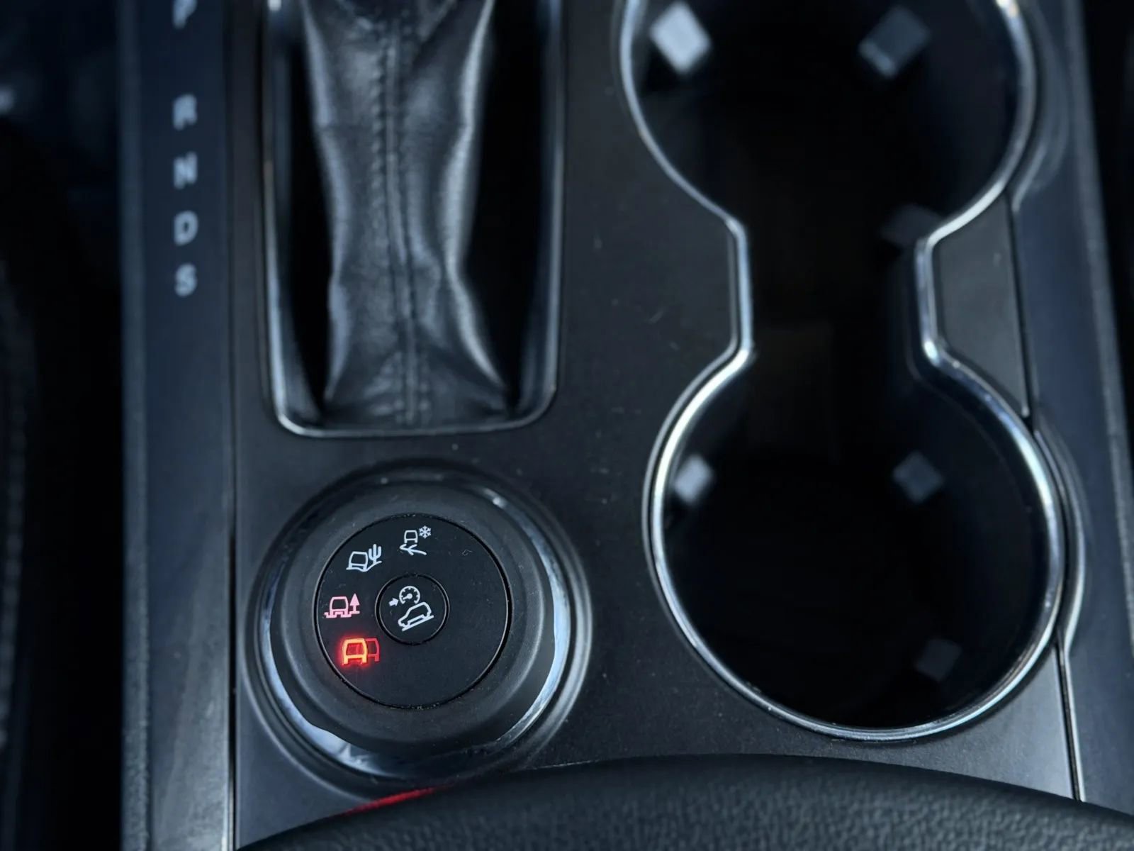 Used 2018 Ford Explorer XLT w/ Equipment Group 202A image 37