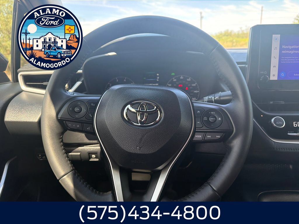 Used 2025 Toyota Corolla SE FWD image 14