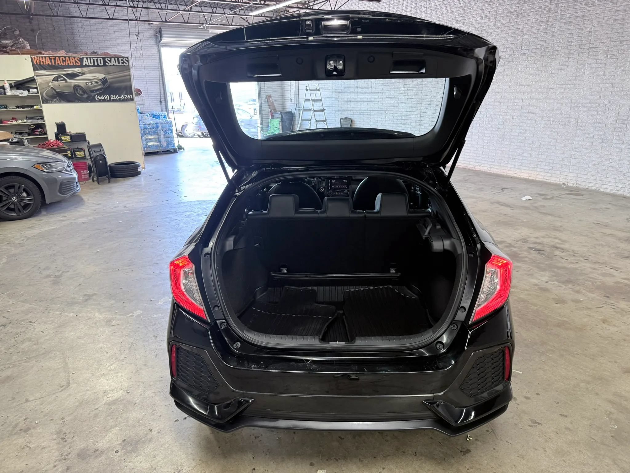 Used 2018 Honda Civic EX-L image 6