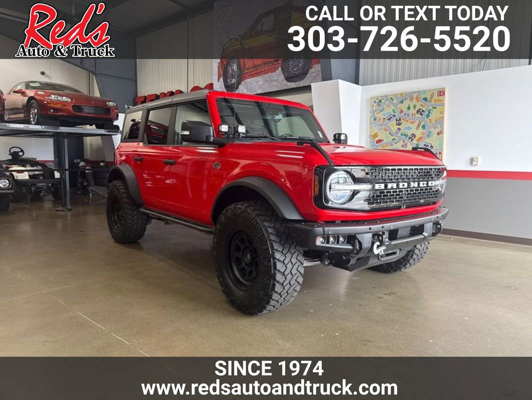 Used 2023 Ford Bronco Wildtrak image 1