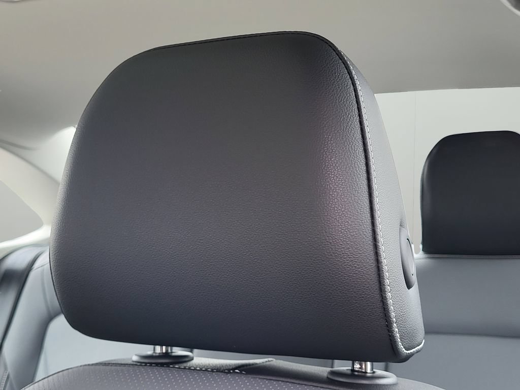 New 2026 Volkswagen Jetta SEL FWD image 8