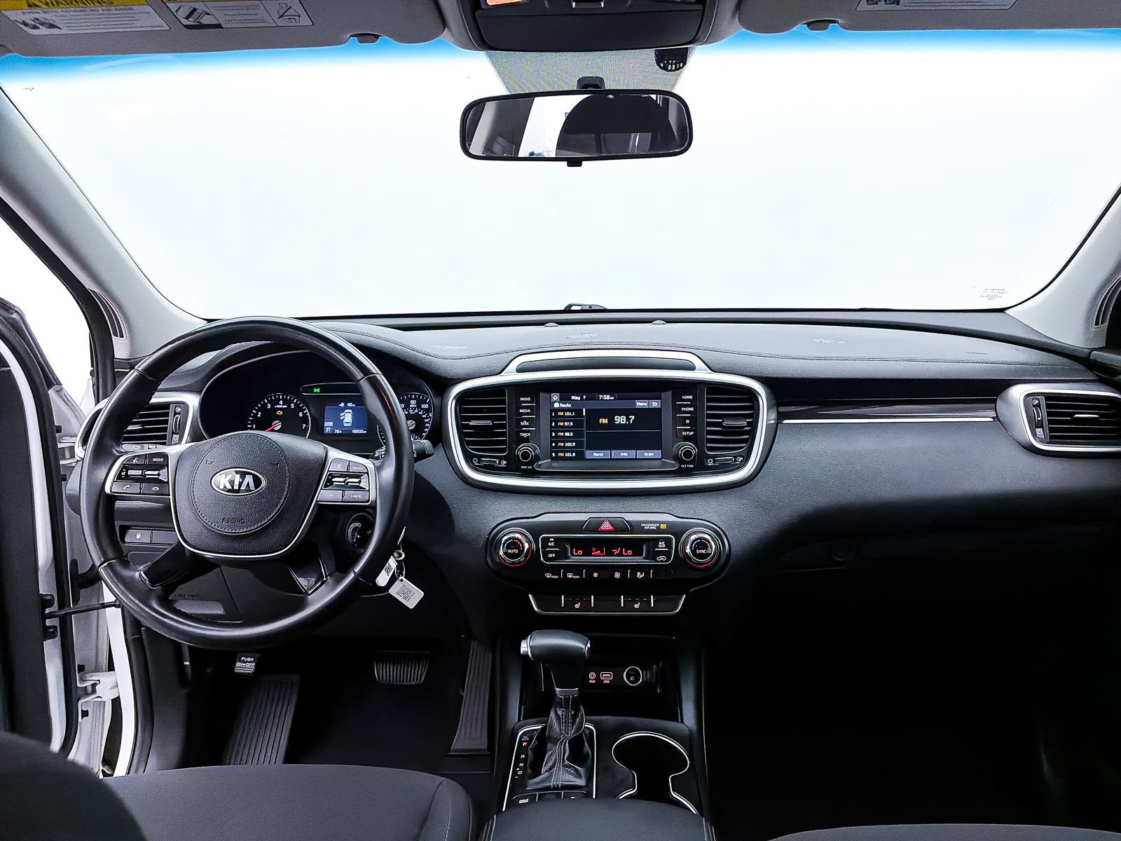 Used 2019 Kia Sorento S FWD image 26