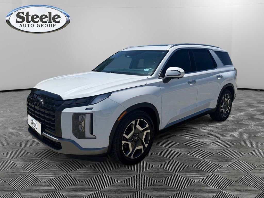 Used 2024 Hyundai Palisade Limited FWD image 1
