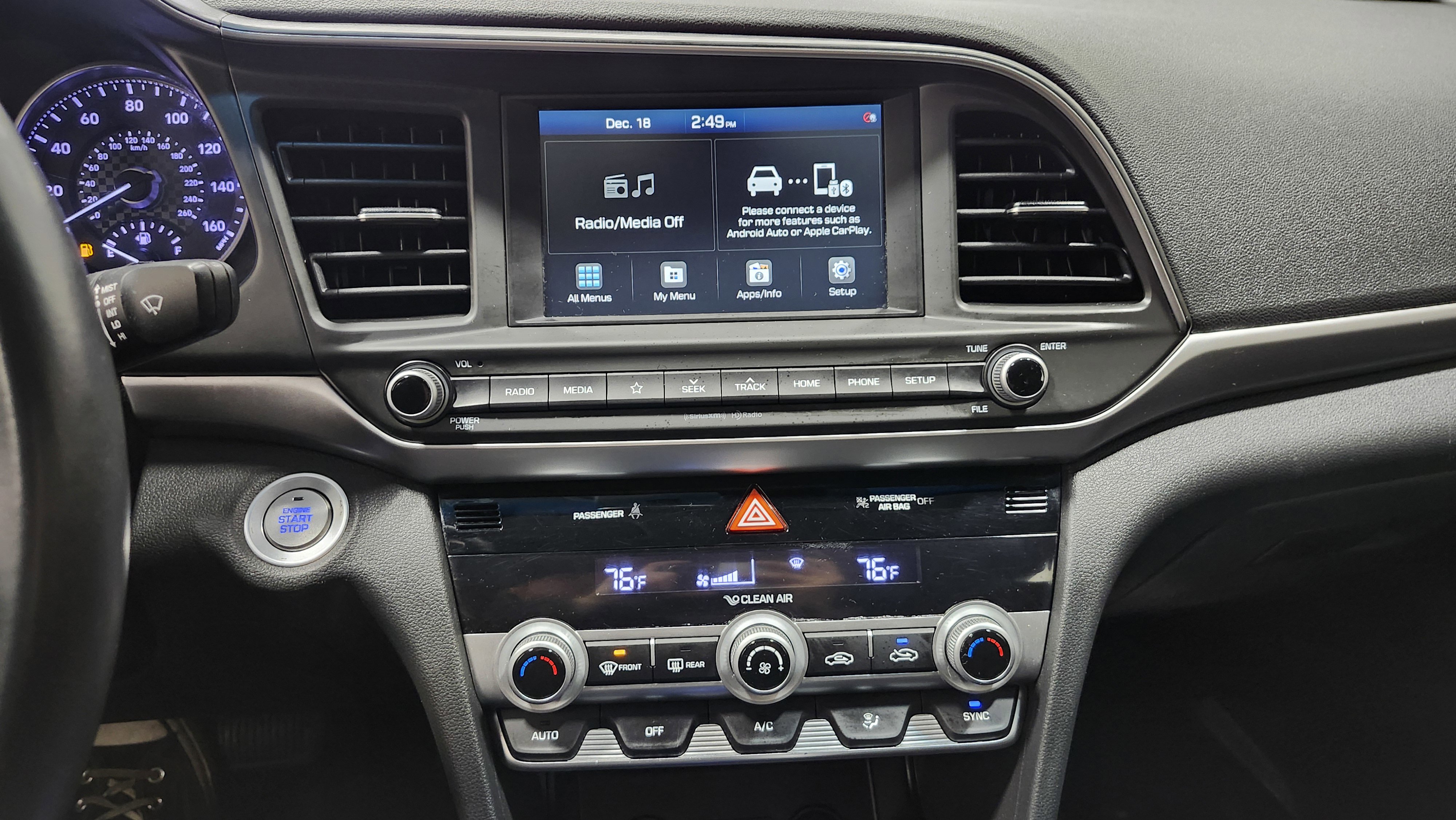 Used 2020 Hyundai Elantra Value Edition w/ Winter Weather Package image 29