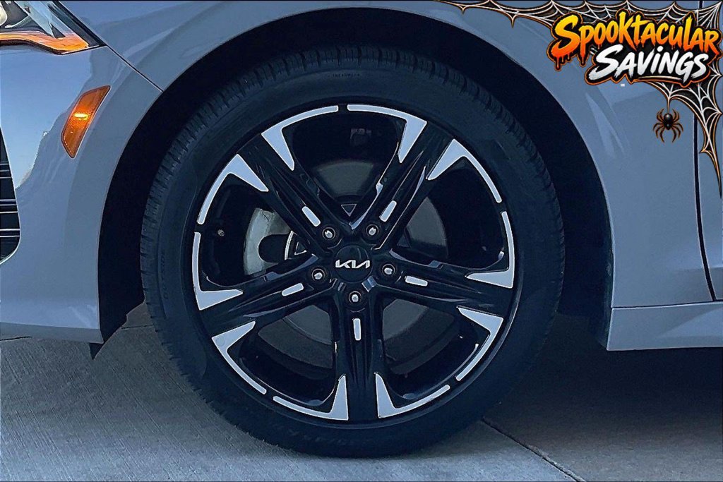 Used 2024 Kia K5 GT-Line w/ GT-Line Premium Package AWD/4WD image 9