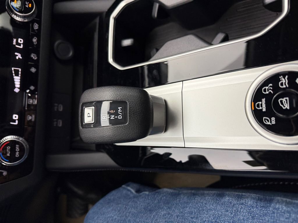 New 2026 Mitsubishi Outlander ES AWD/4WD image 21