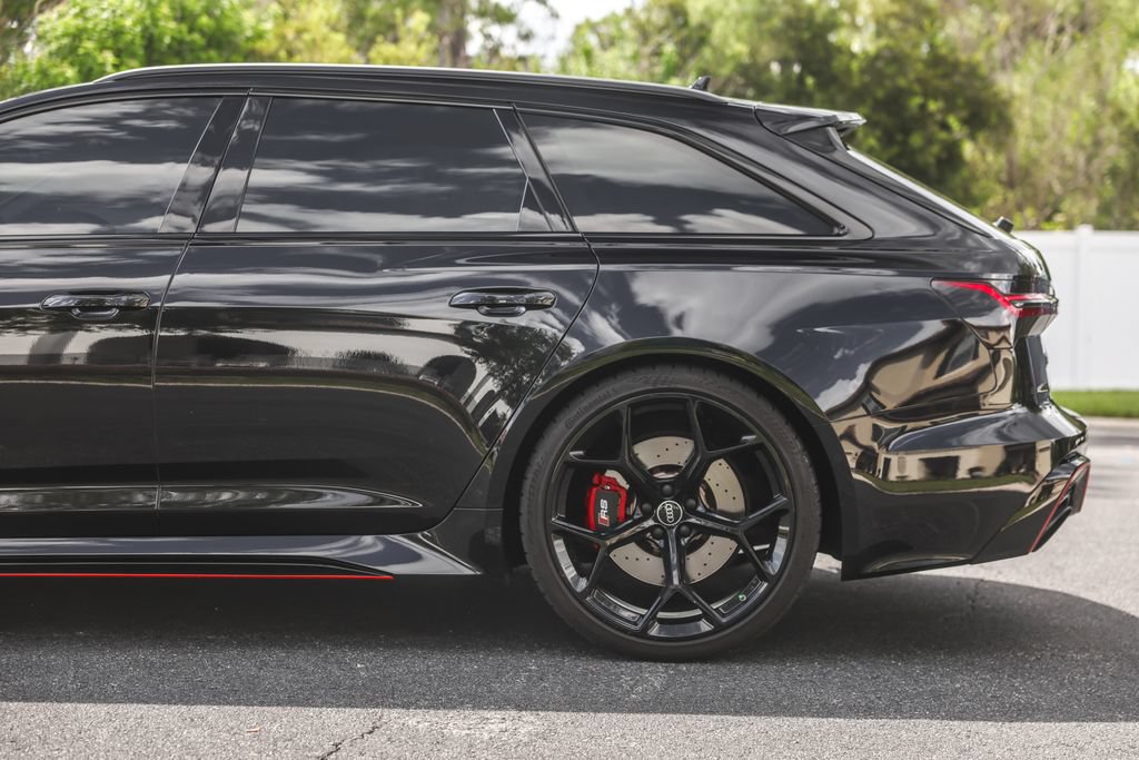 Used 2024 Audi RS 6 performance AWD/4WD image 12