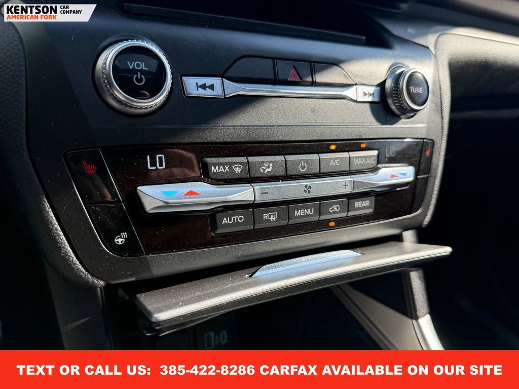 Used 2020 Ford Explorer XLT w/ Equipment Group 202A image 25