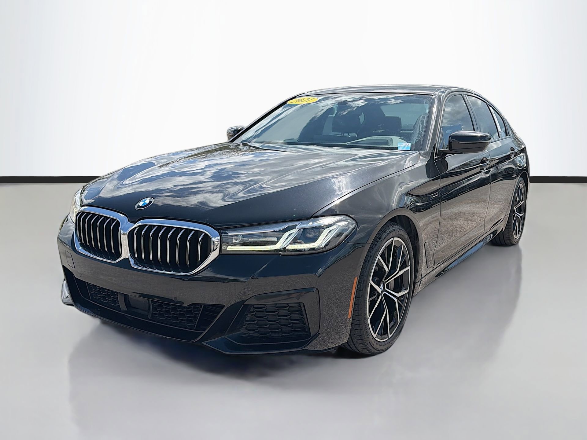 Used 2021 BMW 530i w/ M Sport Package image 8