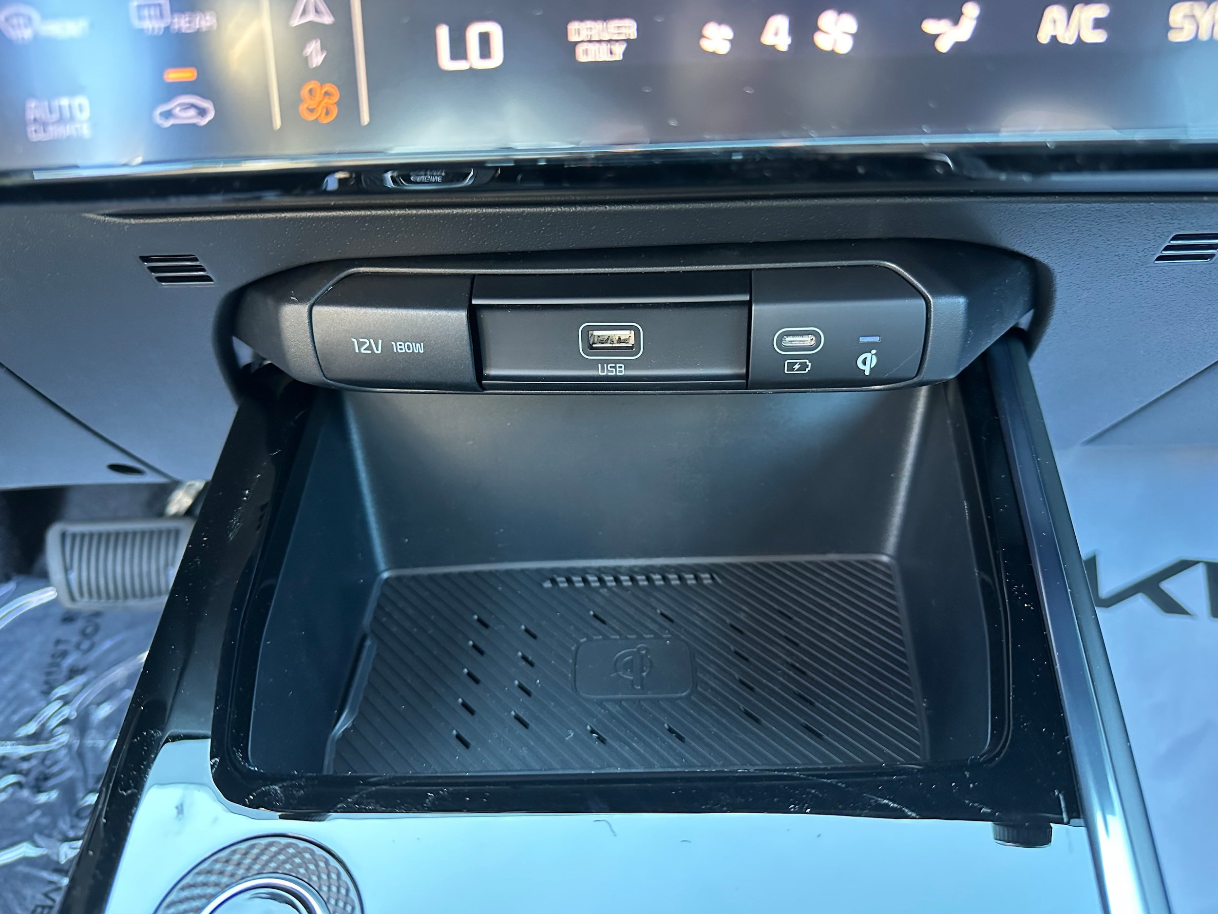 New 2026 Kia Niro EX FWD image 29