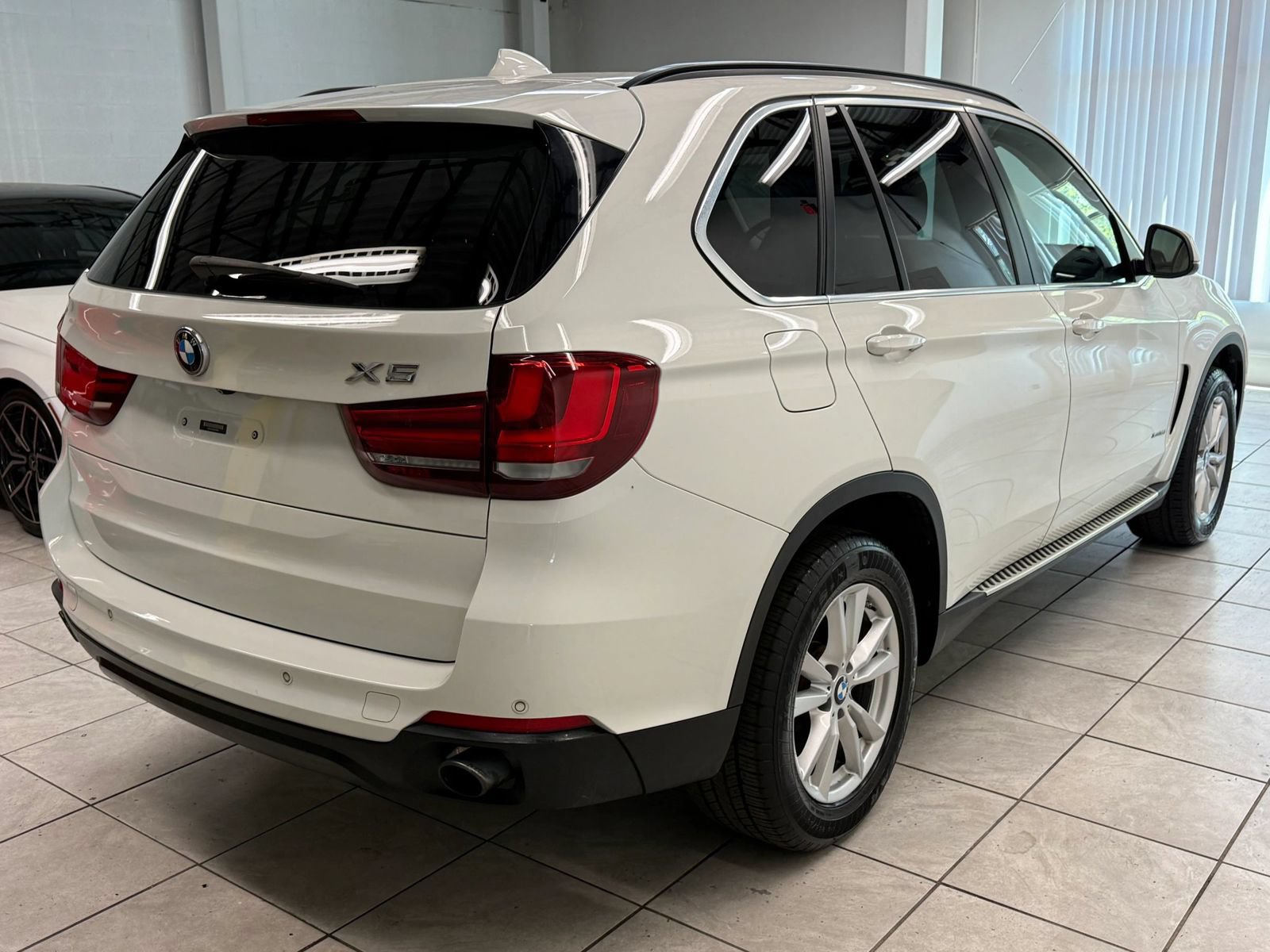 Used 2014 BMW X5 xDrive35i AWD/4WD image 9