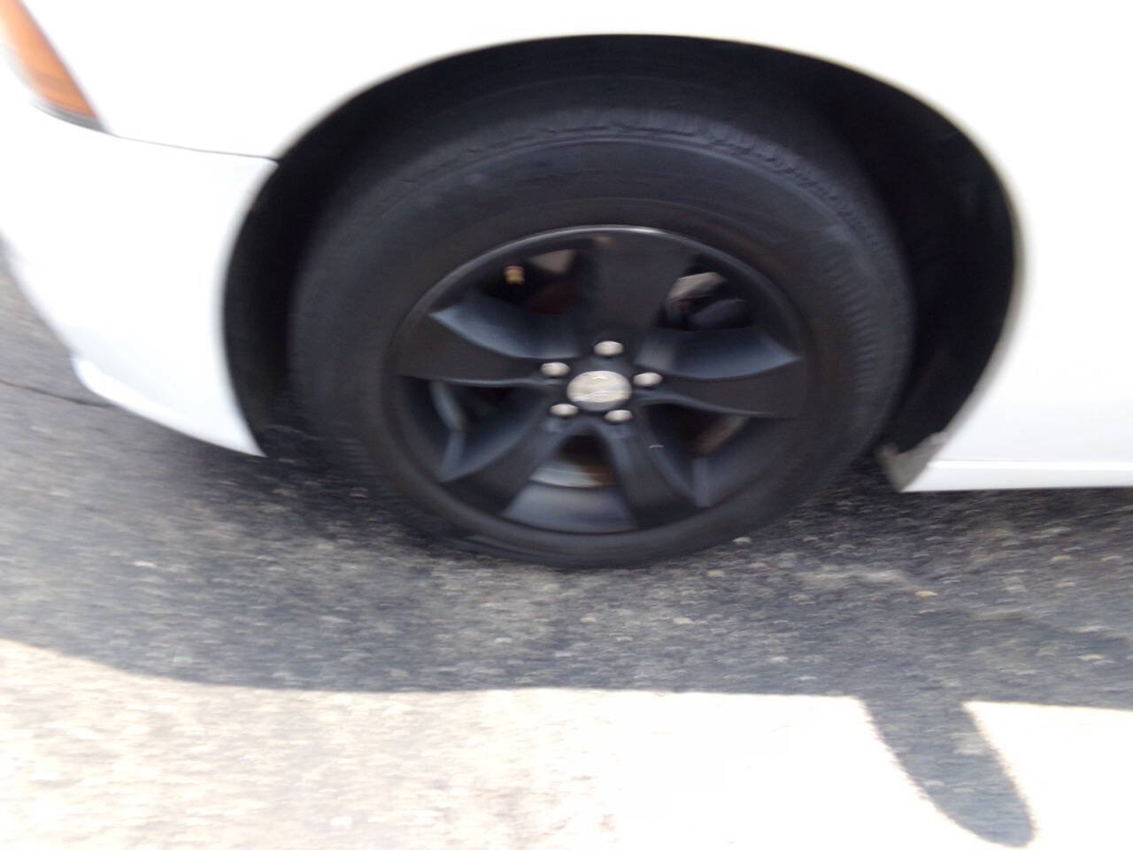 Used 2014 Dodge Charger SE RWD image 34