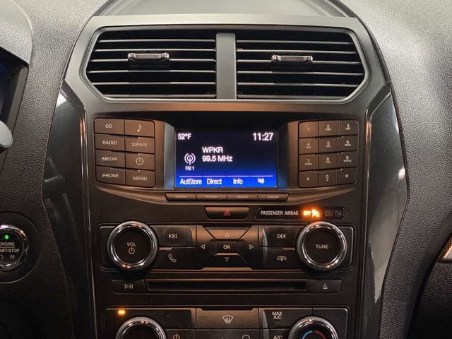 Used 2017 Ford Explorer XLT image 16
