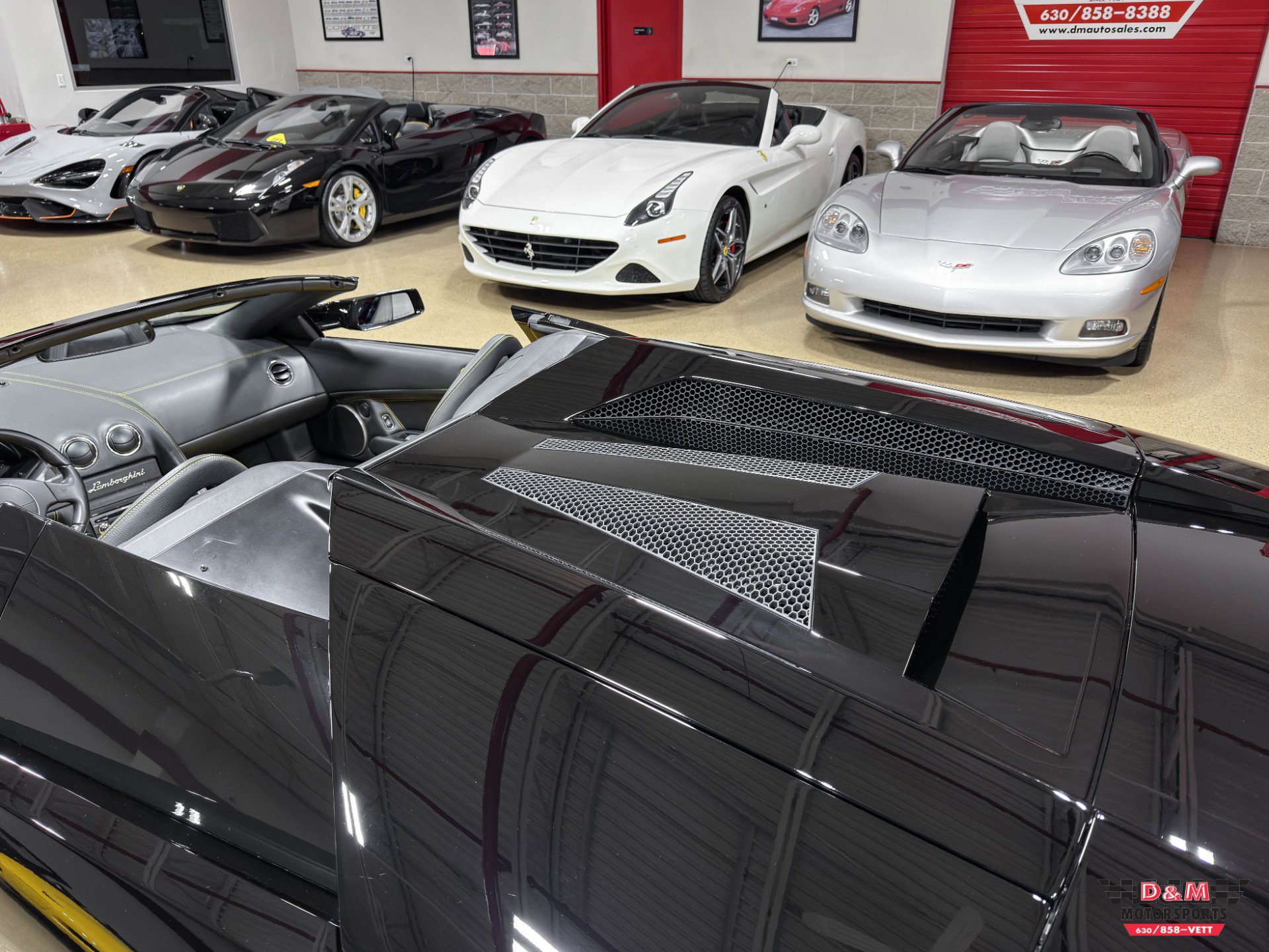 Used 2005 Lamborghini Murcielago Roadster image 35