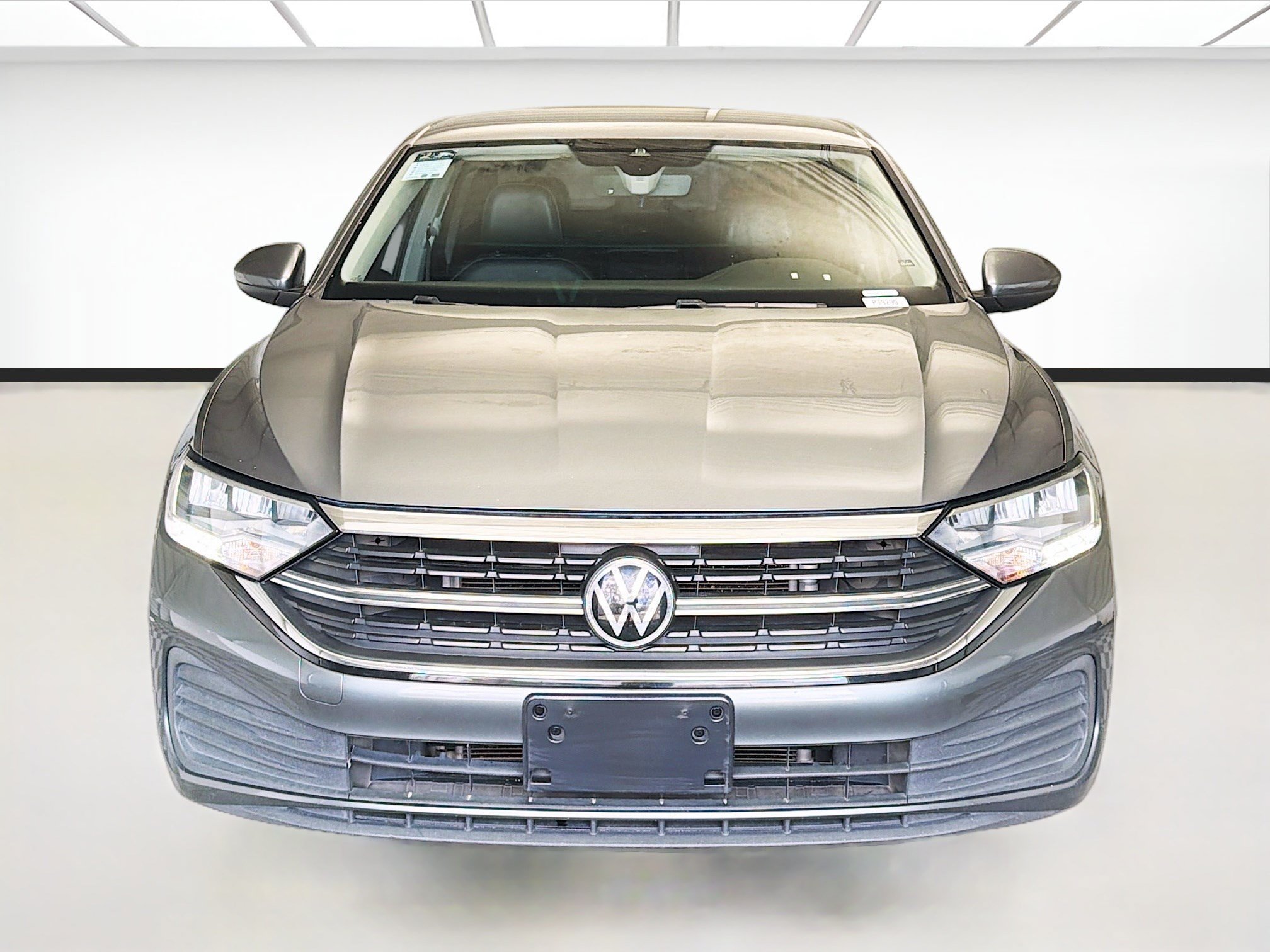 Used 2022 Volkswagen Jetta SE FWD image 2