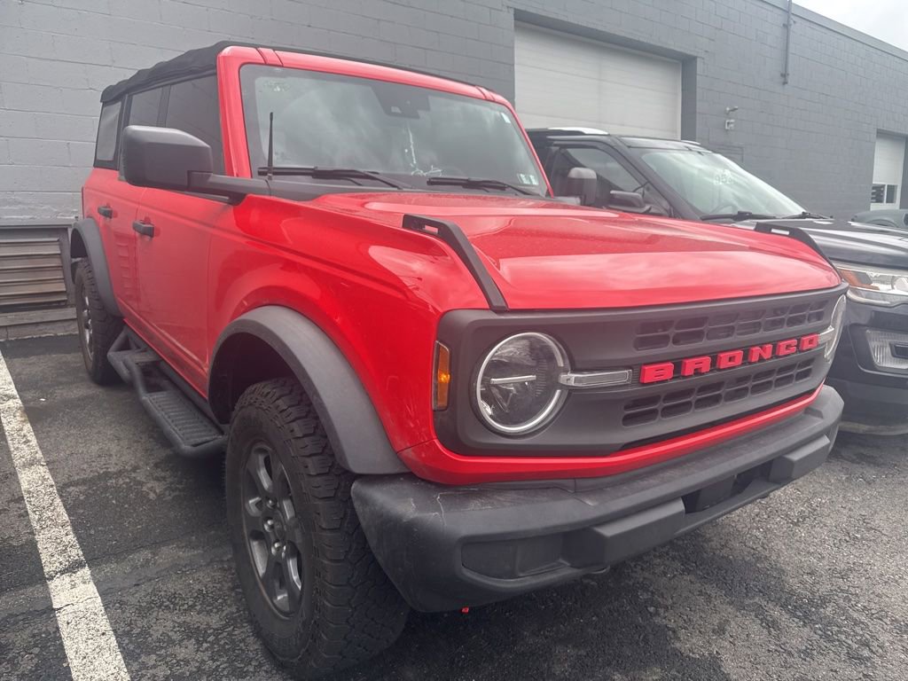 Used 2023 Ford Bronco 4-Door image 4