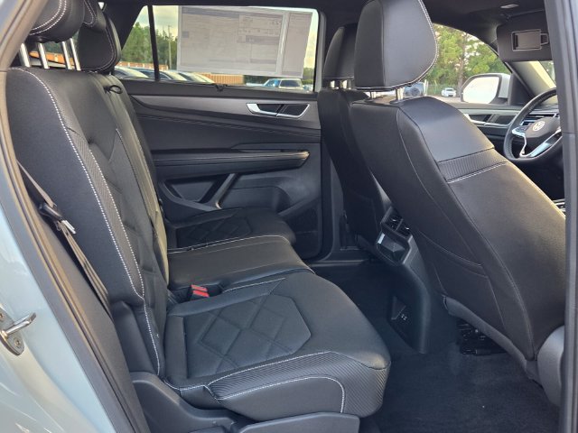 New 2026 Volkswagen Atlas Cross Sport SE FWD image 16