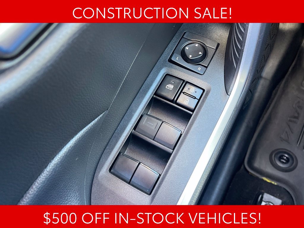 Used 2021 Toyota RAV4 XLE w/ Convenience Package AWD/4WD image 26