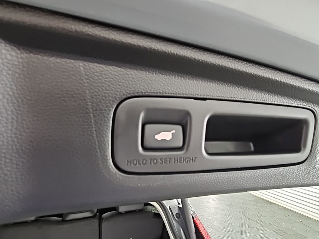 Used 2023 Honda CR-V EX-L image 34