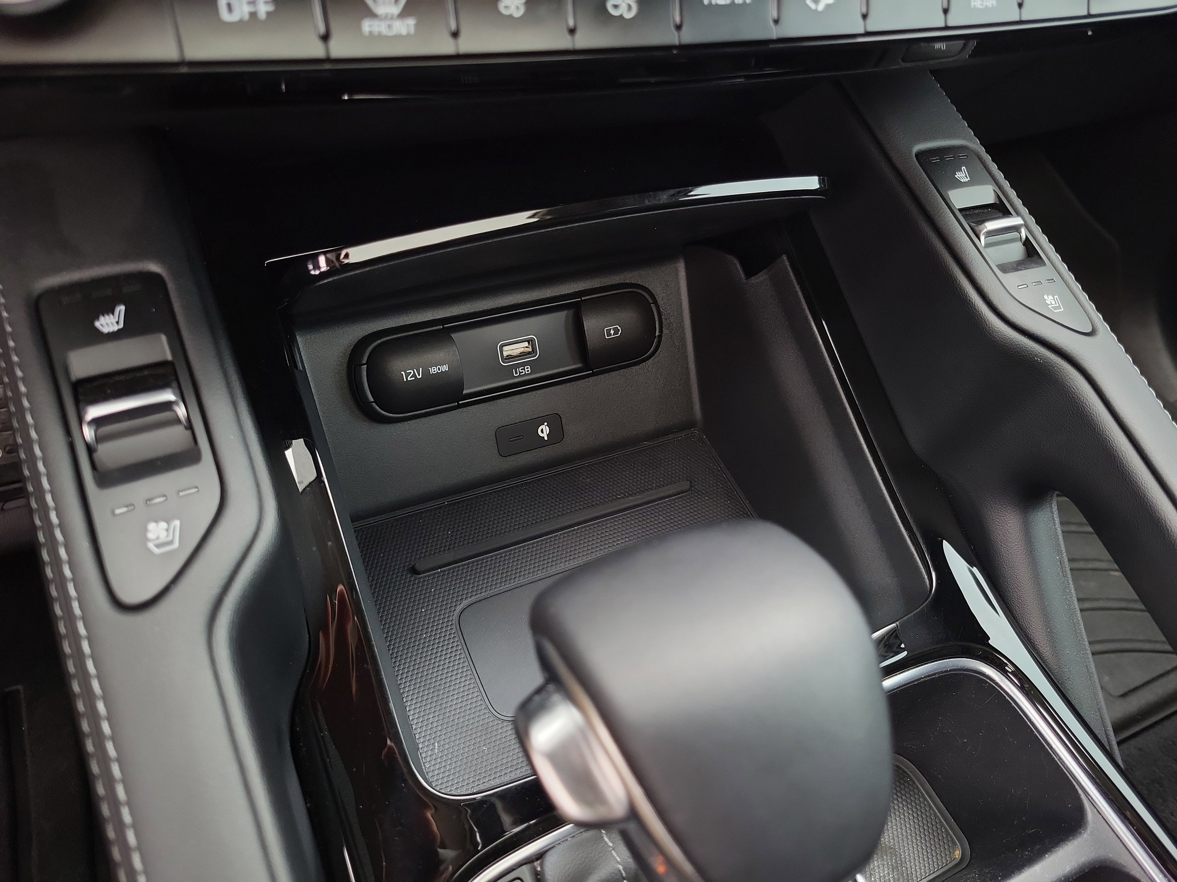 Used 2022 Kia Telluride SX w/ SX Prestige Package image 27